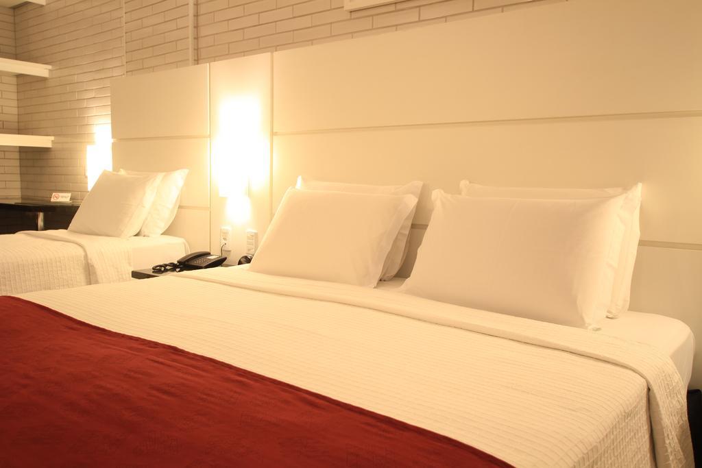 Hotel Confiance Prime Batel Curitiba Habitación foto